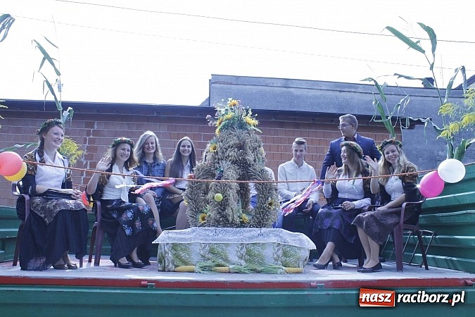 Zdjęcie w galerii na portalu naszraciborz.pl: Dożynki gminy Pietrowice Wlk. - Pawłów 2014 wiadomości z regionu