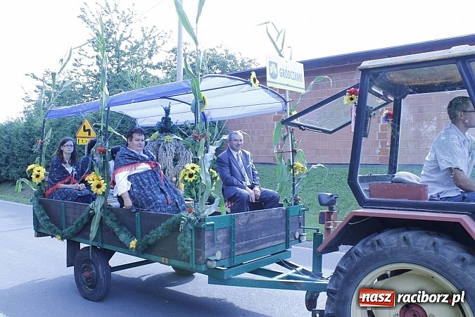 Zdjęcie w galerii na portalu naszraciborz.pl: Dożynki gminy Pietrowice Wlk. - Pawłów 2014 wiadomości z regionu