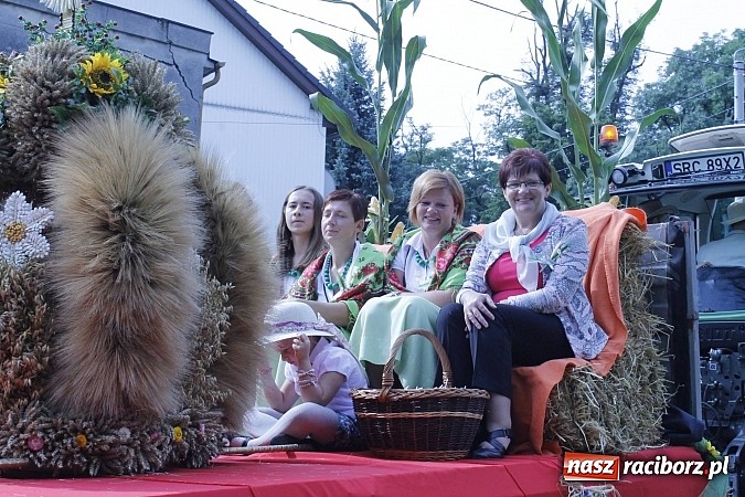 Zdjęcie w galerii na portalu naszraciborz.pl: Dożynki gminy Pietrowice Wlk. - Pawłów 2014 wiadomości z regionu
