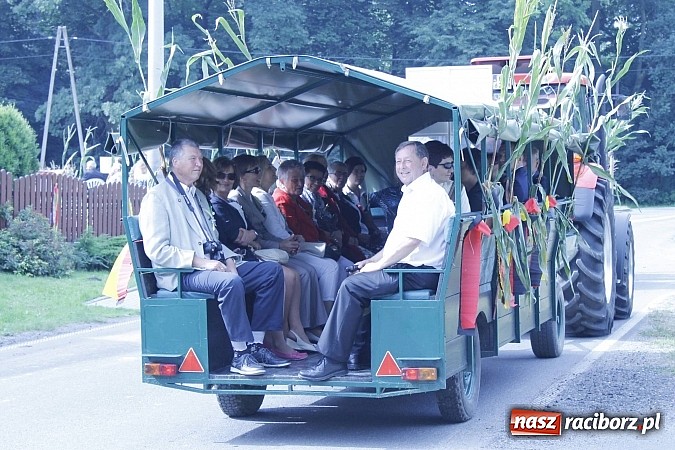 Zdjęcie w galerii na portalu naszraciborz.pl: Dożynki gminy Pietrowice Wlk. - Pawłów 2014 wiadomości z regionu