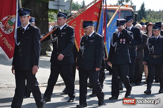 Zdjęcie w galerii na portalu naszraciborz.pl: Druhowie z Kuźni Raciborskiej świętują dziś 110-lecie swojej jednostki wiadomości z regionu