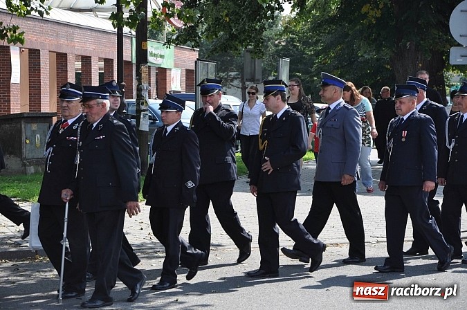 Zdjęcie w galerii na portalu naszraciborz.pl: Druhowie z Kuźni Raciborskiej świętują dziś 110-lecie swojej jednostki wiadomości z regionu