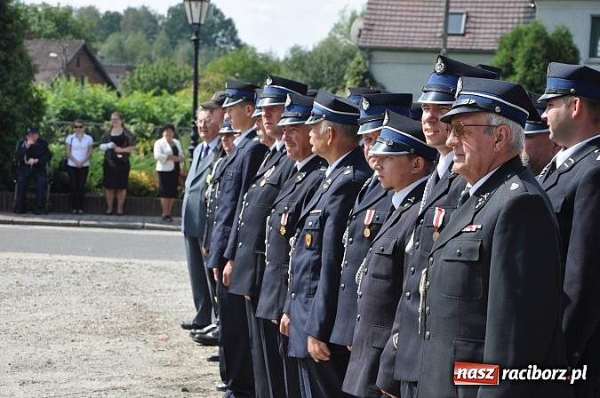 Zdjęcie w galerii na portalu naszraciborz.pl: Druhowie z Kuźni Raciborskiej świętują dziś 110-lecie swojej jednostki wiadomości z regionu