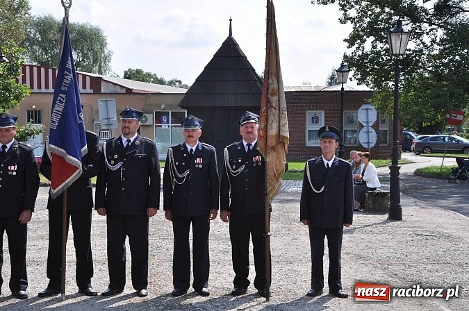 Zdjęcie w galerii na portalu naszraciborz.pl: Druhowie z Kuźni Raciborskiej świętują dziś 110-lecie swojej jednostki wiadomości z regionu