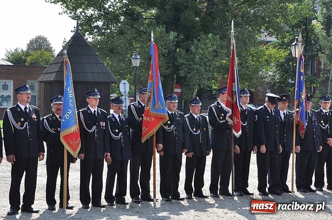 Zdjęcie w galerii na portalu naszraciborz.pl: Druhowie z Kuźni Raciborskiej świętują dziś 110-lecie swojej jednostki wiadomości z regionu