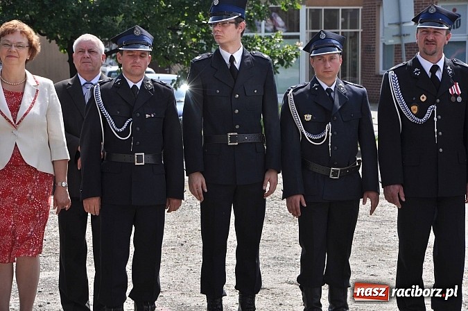 Zdjęcie w galerii na portalu naszraciborz.pl: Druhowie z Kuźni Raciborskiej świętują dziś 110-lecie swojej jednostki wiadomości z regionu