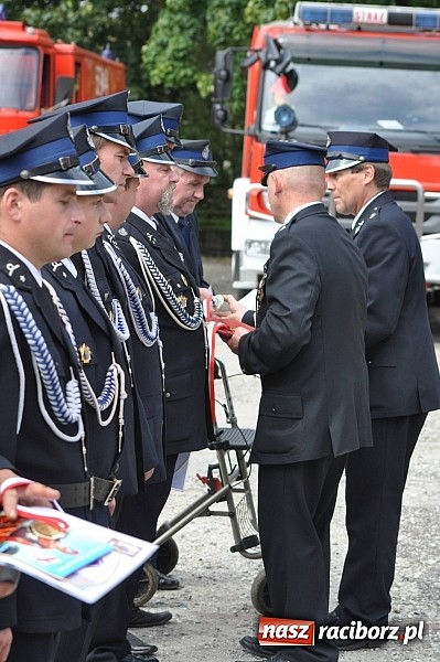 Zdjęcie w galerii na portalu naszraciborz.pl: Druhowie z Kuźni Raciborskiej świętują dziś 110-lecie swojej jednostki wiadomości z regionu