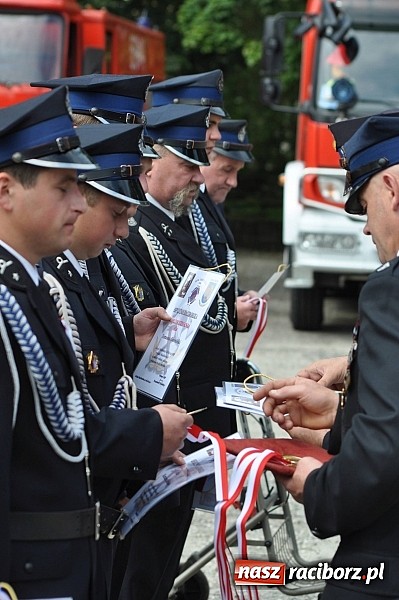 Zdjęcie w galerii na portalu naszraciborz.pl: Druhowie z Kuźni Raciborskiej świętują dziś 110-lecie swojej jednostki wiadomości z regionu