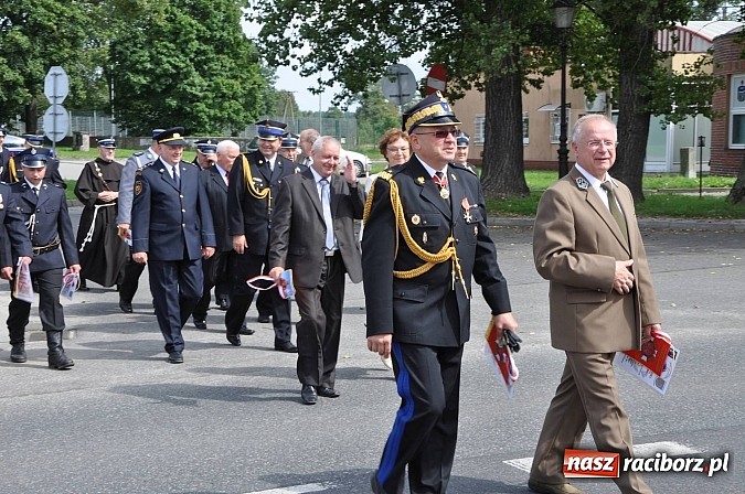 Zdjęcie w galerii na portalu naszraciborz.pl: Druhowie z Kuźni Raciborskiej świętują dziś 110-lecie swojej jednostki wiadomości z regionu