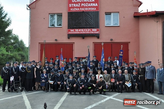 Zdjęcie w galerii na portalu naszraciborz.pl: Druhowie z Kuźni Raciborskiej świętują dziś 110-lecie swojej jednostki wiadomości z regionu