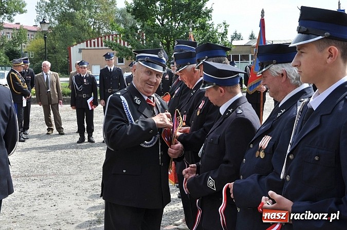 Zdjęcie w galerii na portalu naszraciborz.pl: Druhowie z Kuźni Raciborskiej świętują dziś 110-lecie swojej jednostki wiadomości z regionu