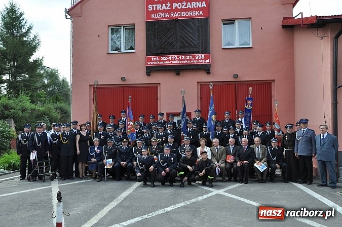 Zdjęcie w galerii na portalu naszraciborz.pl: Druhowie z Kuźni Raciborskiej świętują dziś 110-lecie swojej jednostki wiadomości z regionu