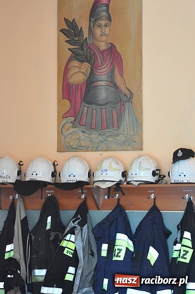 Zdjęcie w galerii na portalu naszraciborz.pl: Druhowie z Kuźni Raciborskiej świętują dziś 110-lecie swojej jednostki wiadomości z regionu