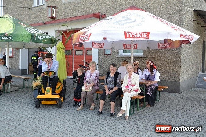 Zdjęcie w galerii na portalu naszraciborz.pl: Bajkowo i kolorowo na dożynkach w Owsiszczach wiadomości z regionu
