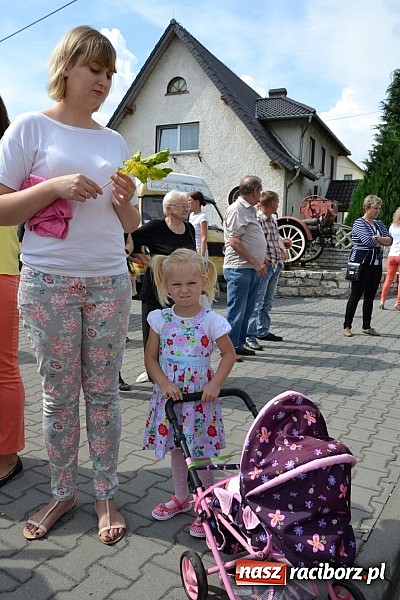Zdjęcie w galerii na portalu naszraciborz.pl: Bajkowo i kolorowo na dożynkach w Owsiszczach wiadomości z regionu