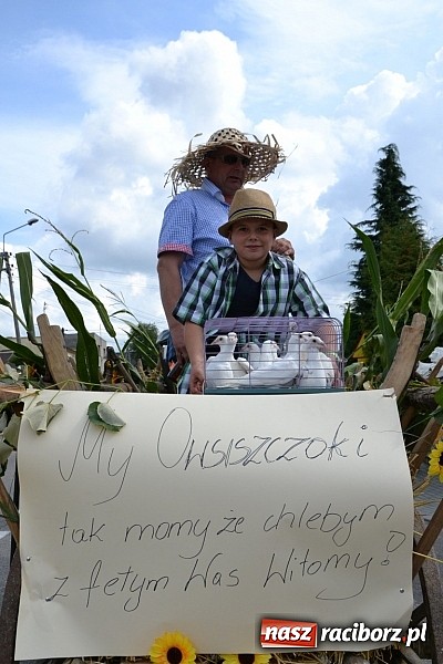 Zdjęcie w galerii na portalu naszraciborz.pl: Bajkowo i kolorowo na dożynkach w Owsiszczach wiadomości z regionu