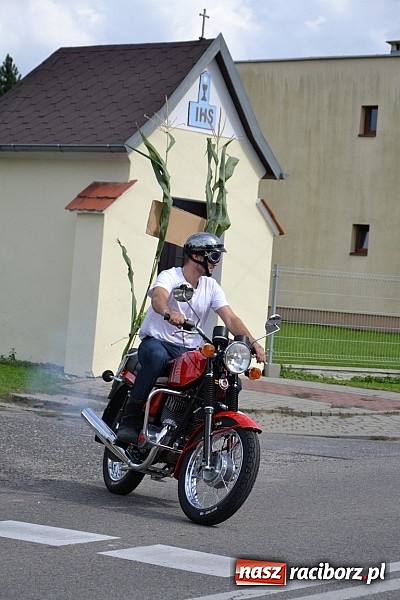 Zdjęcie w galerii na portalu naszraciborz.pl: Bajkowo i kolorowo na dożynkach w Owsiszczach wiadomości z regionu