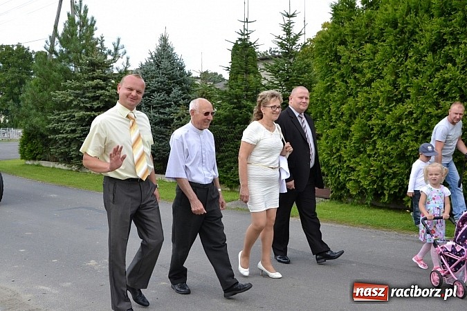 Zdjęcie w galerii na portalu naszraciborz.pl: Bajkowo i kolorowo na dożynkach w Owsiszczach wiadomości z regionu