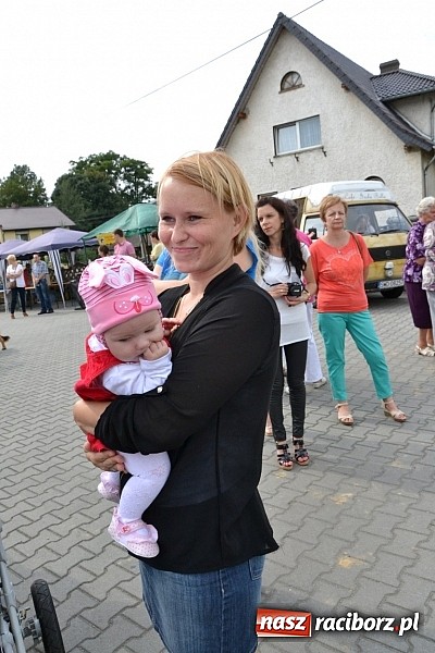 Zdjęcie w galerii na portalu naszraciborz.pl: Bajkowo i kolorowo na dożynkach w Owsiszczach wiadomości z regionu