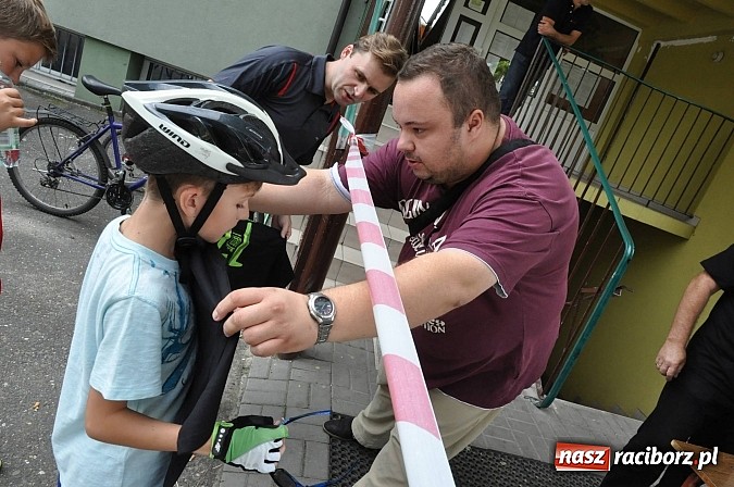 Zdjęcie w galerii na portalu naszraciborz.pl: Rekordowy 17. Rodzinny Rajd Rowerowy Szlakiem Pożaru z 1992 roku wiadomości z regionu