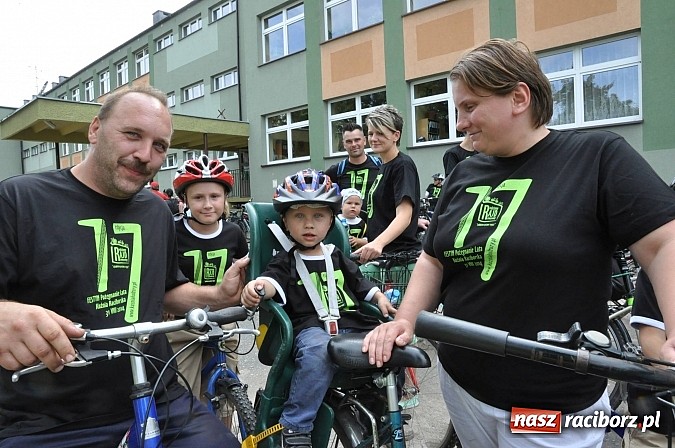Zdjęcie w galerii na portalu naszraciborz.pl: Rekordowy 17. Rodzinny Rajd Rowerowy Szlakiem Pożaru z 1992 roku wiadomości z regionu
