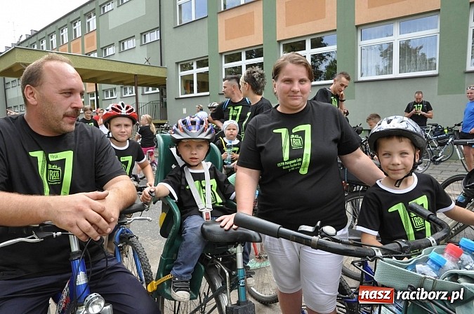 Zdjęcie w galerii na portalu naszraciborz.pl: Rekordowy 17. Rodzinny Rajd Rowerowy Szlakiem Pożaru z 1992 roku wiadomości z regionu