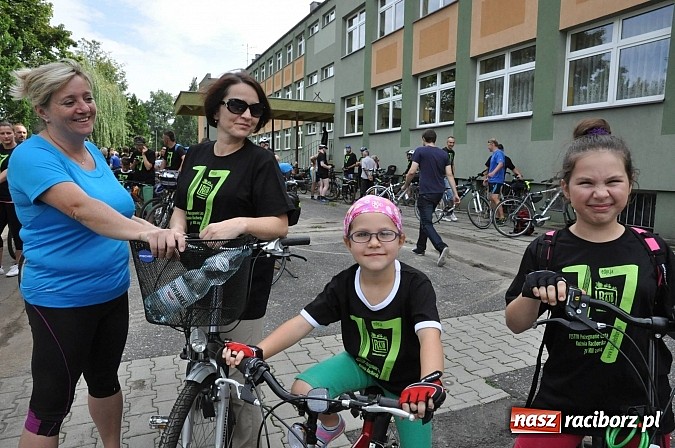 Zdjęcie w galerii na portalu naszraciborz.pl: Rekordowy 17. Rodzinny Rajd Rowerowy Szlakiem Pożaru z 1992 roku wiadomości z regionu