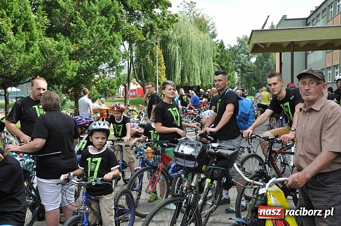 Zdjęcie w galerii na portalu naszraciborz.pl: Rekordowy 17. Rodzinny Rajd Rowerowy Szlakiem Pożaru z 1992 roku wiadomości z regionu