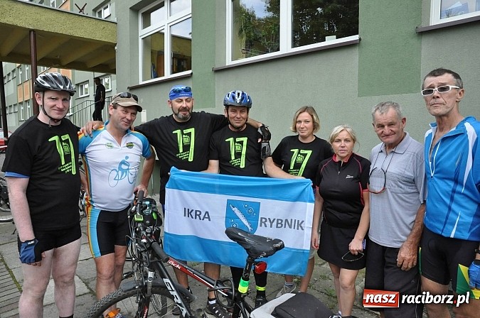 Zdjęcie w galerii na portalu naszraciborz.pl: Rekordowy 17. Rodzinny Rajd Rowerowy Szlakiem Pożaru z 1992 roku wiadomości z regionu