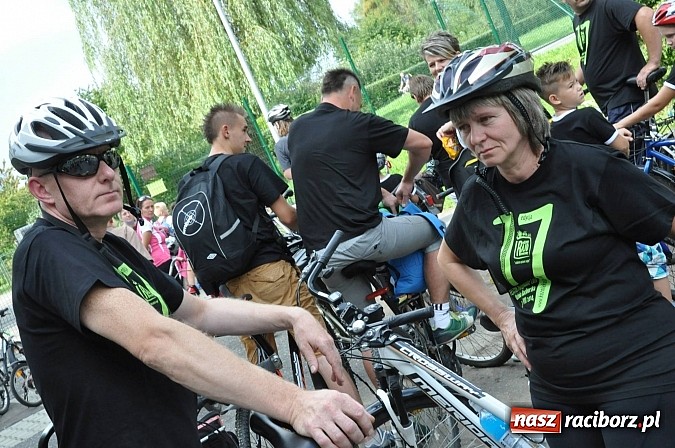 Zdjęcie w galerii na portalu naszraciborz.pl: Rekordowy 17. Rodzinny Rajd Rowerowy Szlakiem Pożaru z 1992 roku wiadomości z regionu