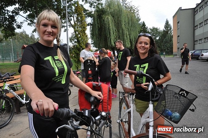 Zdjęcie w galerii na portalu naszraciborz.pl: Rekordowy 17. Rodzinny Rajd Rowerowy Szlakiem Pożaru z 1992 roku wiadomości z regionu