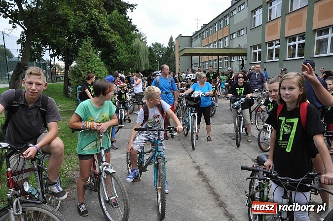 Zdjęcie w galerii na portalu naszraciborz.pl: Rekordowy 17. Rodzinny Rajd Rowerowy Szlakiem Pożaru z 1992 roku wiadomości z regionu