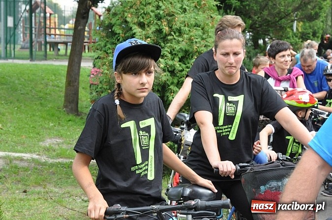 Zdjęcie w galerii na portalu naszraciborz.pl: Rekordowy 17. Rodzinny Rajd Rowerowy Szlakiem Pożaru z 1992 roku wiadomości z regionu