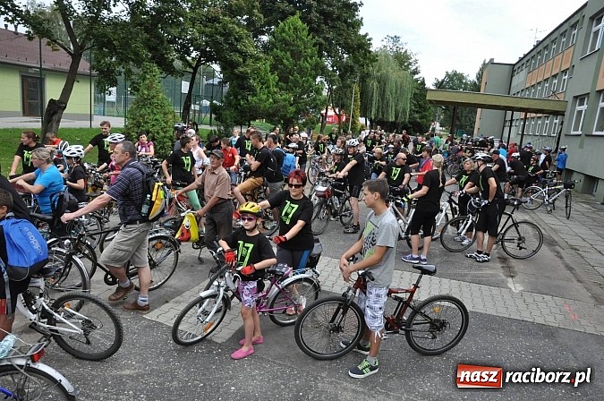 Zdjęcie w galerii na portalu naszraciborz.pl: Rekordowy 17. Rodzinny Rajd Rowerowy Szlakiem Pożaru z 1992 roku wiadomości z regionu