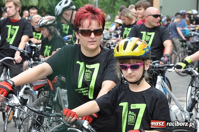 Zdjęcie w galerii na portalu naszraciborz.pl: Rekordowy 17. Rodzinny Rajd Rowerowy Szlakiem Pożaru z 1992 roku wiadomości z regionu