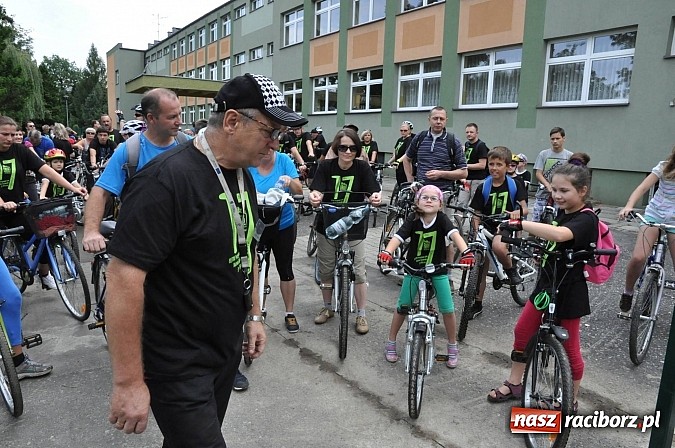 Zdjęcie w galerii na portalu naszraciborz.pl: Rekordowy 17. Rodzinny Rajd Rowerowy Szlakiem Pożaru z 1992 roku wiadomości z regionu
