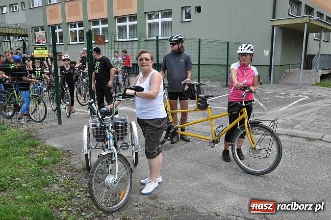 Zdjęcie w galerii na portalu naszraciborz.pl: Rekordowy 17. Rodzinny Rajd Rowerowy Szlakiem Pożaru z 1992 roku wiadomości z regionu