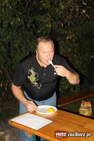 Zdjęcie w galerii na portalu naszraciborz.pl: Harnaś w koloratce i jego weseli parafianie, czyli wojnowickie dożynki 2014 wiadomości z regionu