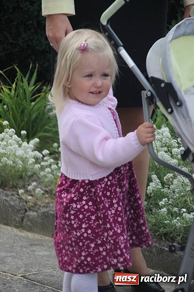 Zdjęcie w galerii na portalu naszraciborz.pl: Harnaś w koloratce i jego weseli parafianie, czyli wojnowickie dożynki 2014 wiadomości z regionu