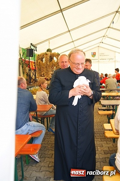 Zdjęcie w galerii na portalu naszraciborz.pl: Dożynki 2014 - Zabełków wiadomości z regionu