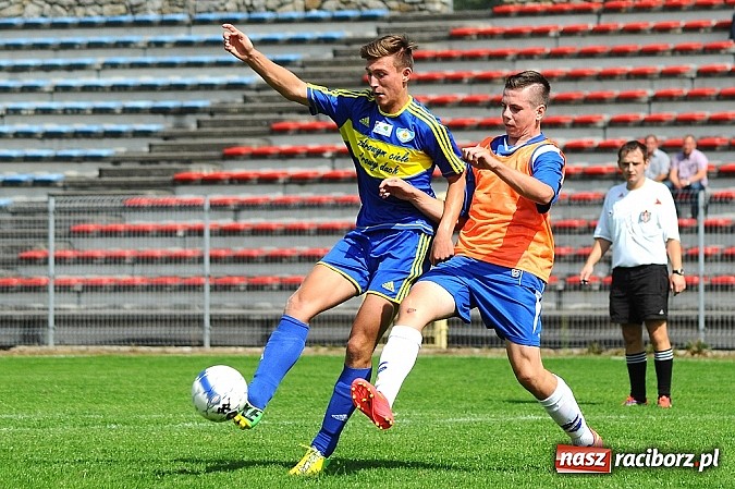 Zdjęcie w galerii na portalu naszraciborz.pl: UKS Ikar lepszy w derbach Raciborza wiadomości z regionu