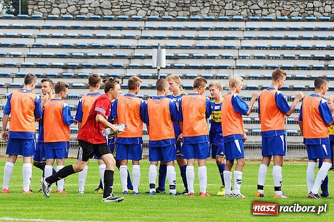 Zdjęcie w galerii na portalu naszraciborz.pl: UKS Ikar lepszy w derbach Raciborza wiadomości z regionu