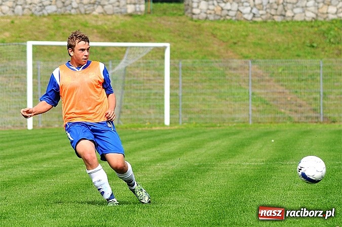 Zdjęcie w galerii na portalu naszraciborz.pl: UKS Ikar lepszy w derbach Raciborza wiadomości z regionu