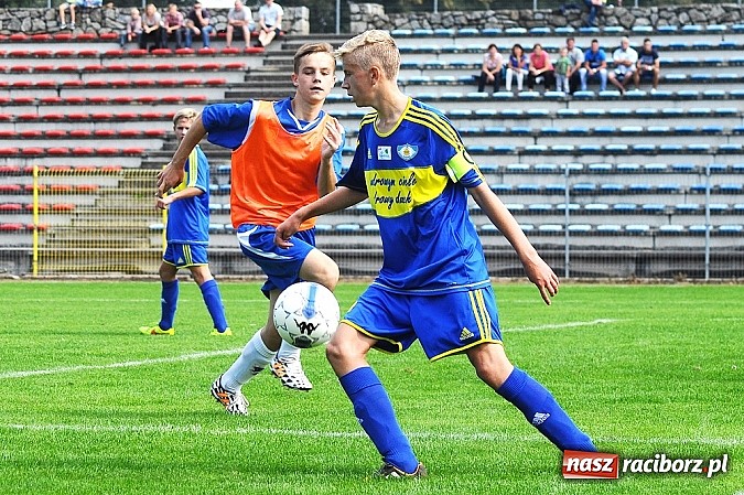 Zdjęcie w galerii na portalu naszraciborz.pl: UKS Ikar lepszy w derbach Raciborza wiadomości z regionu