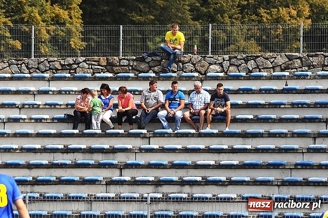 Zdjęcie w galerii na portalu naszraciborz.pl: UKS Ikar lepszy w derbach Raciborza wiadomości z regionu