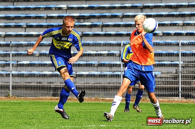 Zdjęcie w galerii na portalu naszraciborz.pl: UKS Ikar lepszy w derbach Raciborza wiadomości z regionu