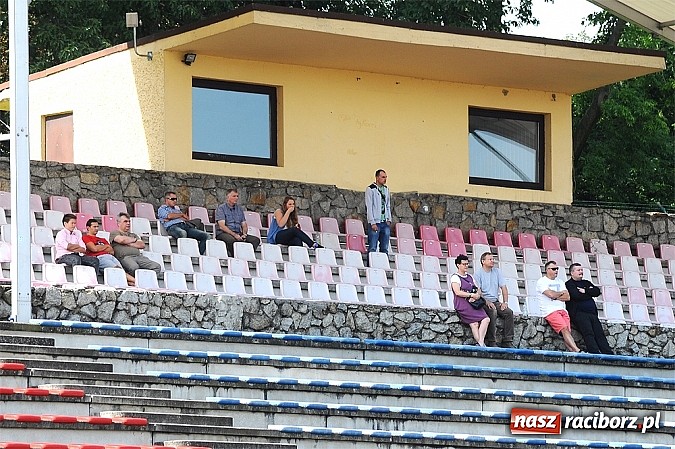 Zdjęcie w galerii na portalu naszraciborz.pl: UKS Ikar lepszy w derbach Raciborza wiadomości z regionu