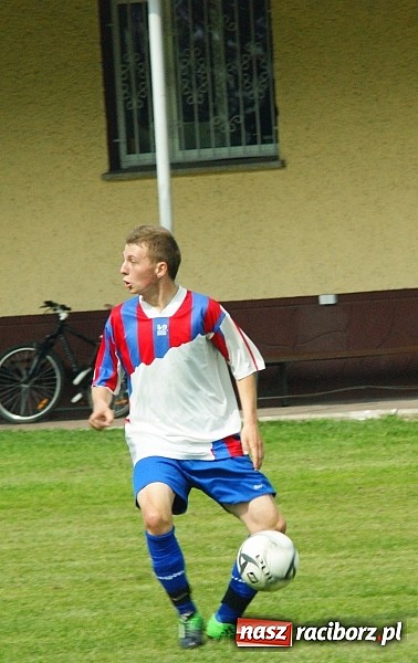 Zdjęcie w galerii na portalu naszraciborz.pl: Juniorzy Cyprzanowa lepsi w Bieńkowicach wiadomości z regionu