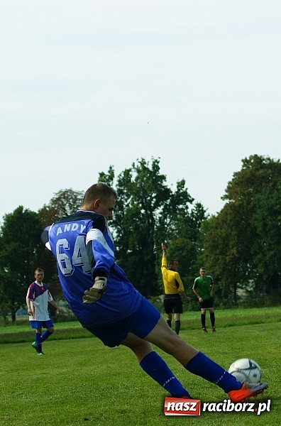 Zdjęcie w galerii na portalu naszraciborz.pl: Juniorzy Cyprzanowa lepsi w Bieńkowicach wiadomości z regionu