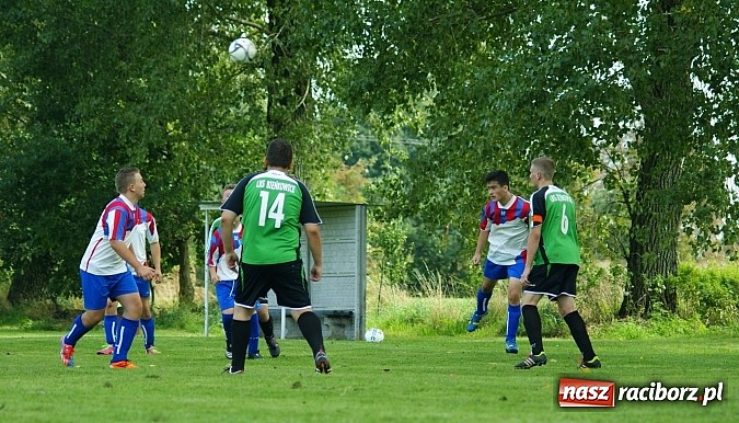 Zdjęcie w galerii na portalu naszraciborz.pl: Juniorzy Cyprzanowa lepsi w Bieńkowicach wiadomości z regionu